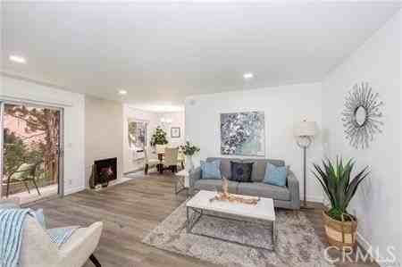 4350 Berryman Ave #8 - Photo 6 of 7