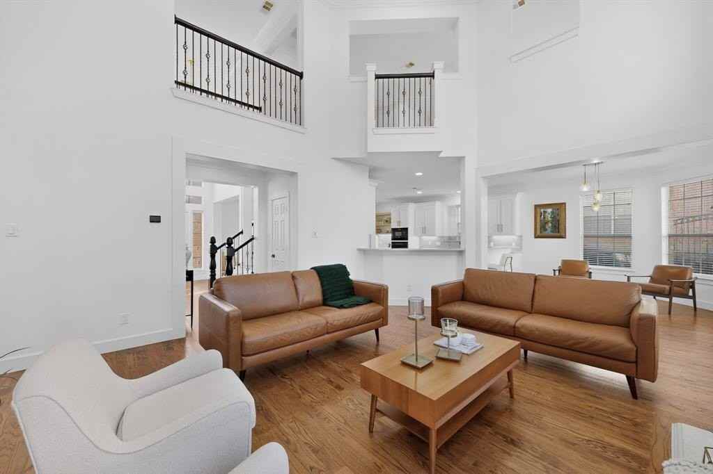 6440 Fianna Hills Dr - Photo 6 of 36