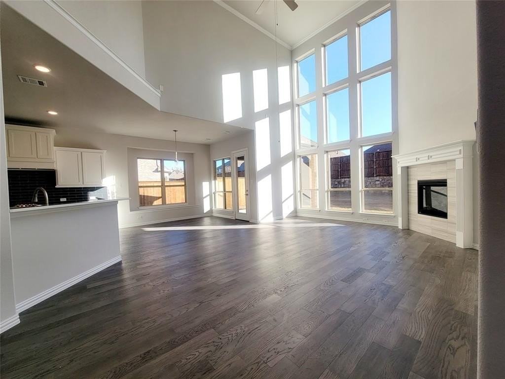 1220 Saint Peter Ln - Photo 5 of 40