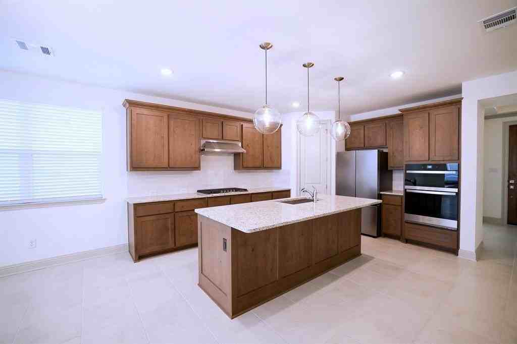 16868 Eastern Red Blvd - Photo 3 of 4