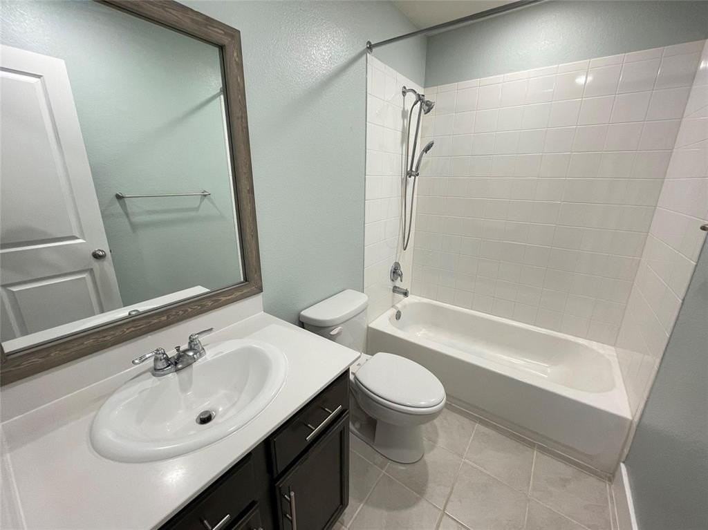 1331 Meadow Creek Dr - Photo 7 of 16