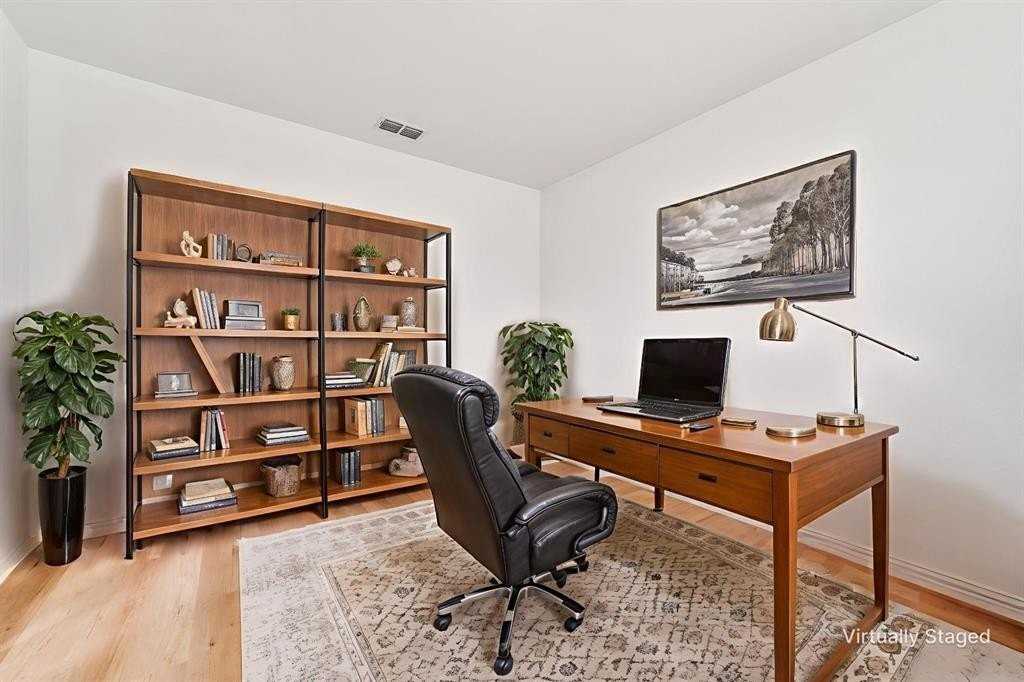 1707 Emilia Dr - Photo 6 of 37