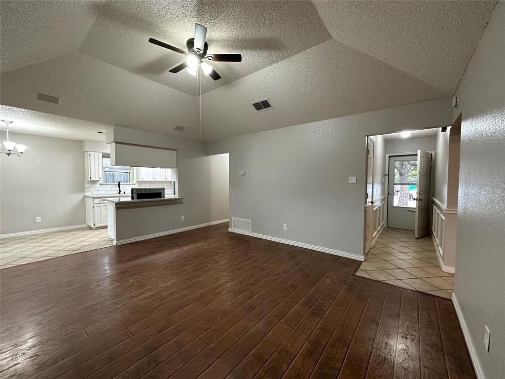6624 Aztec Ct - Photo 3 of 15