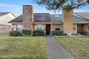 2026 Towngate Dr - Photo 1 of 1