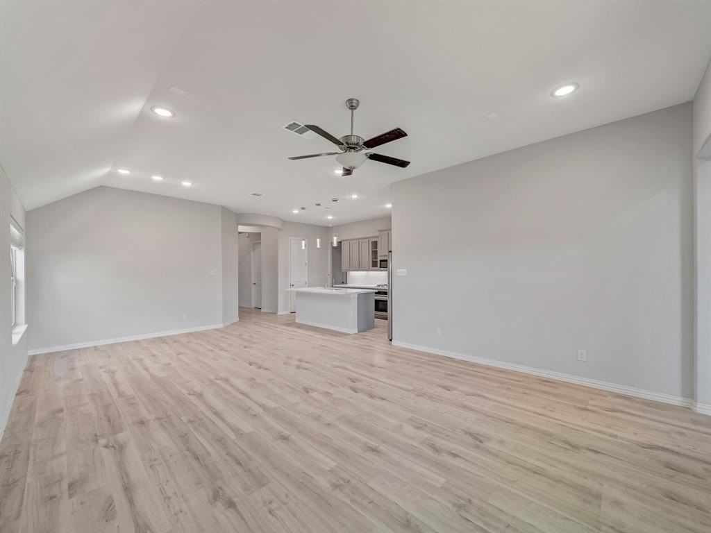 2517 Solomons Pl - Photo 3 of 26