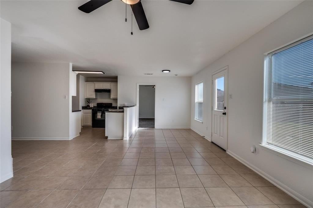 609 Misty Mountain Dr - Photo 3 of 13