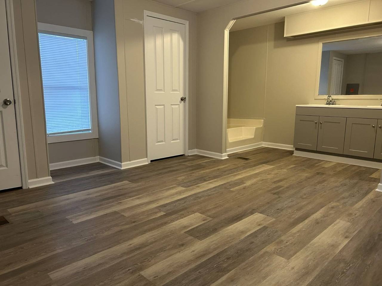 51 White Oak Vlg - Photo 3 of 11