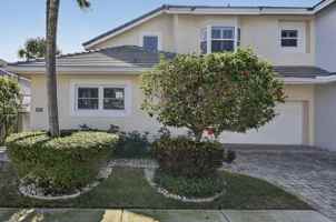 featured image of 3069 Mainsail Cir