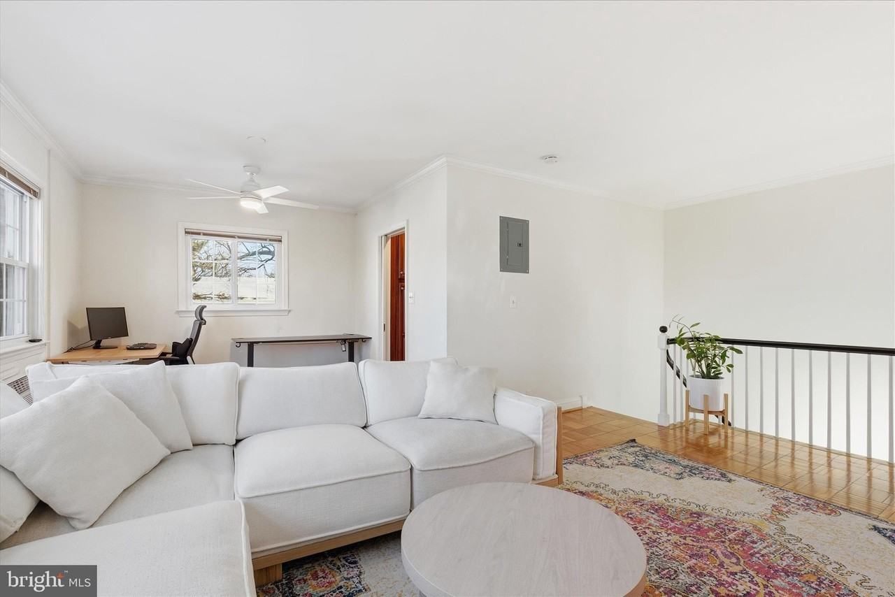 3470 Martha Custis Dr - Photo 6 of 17