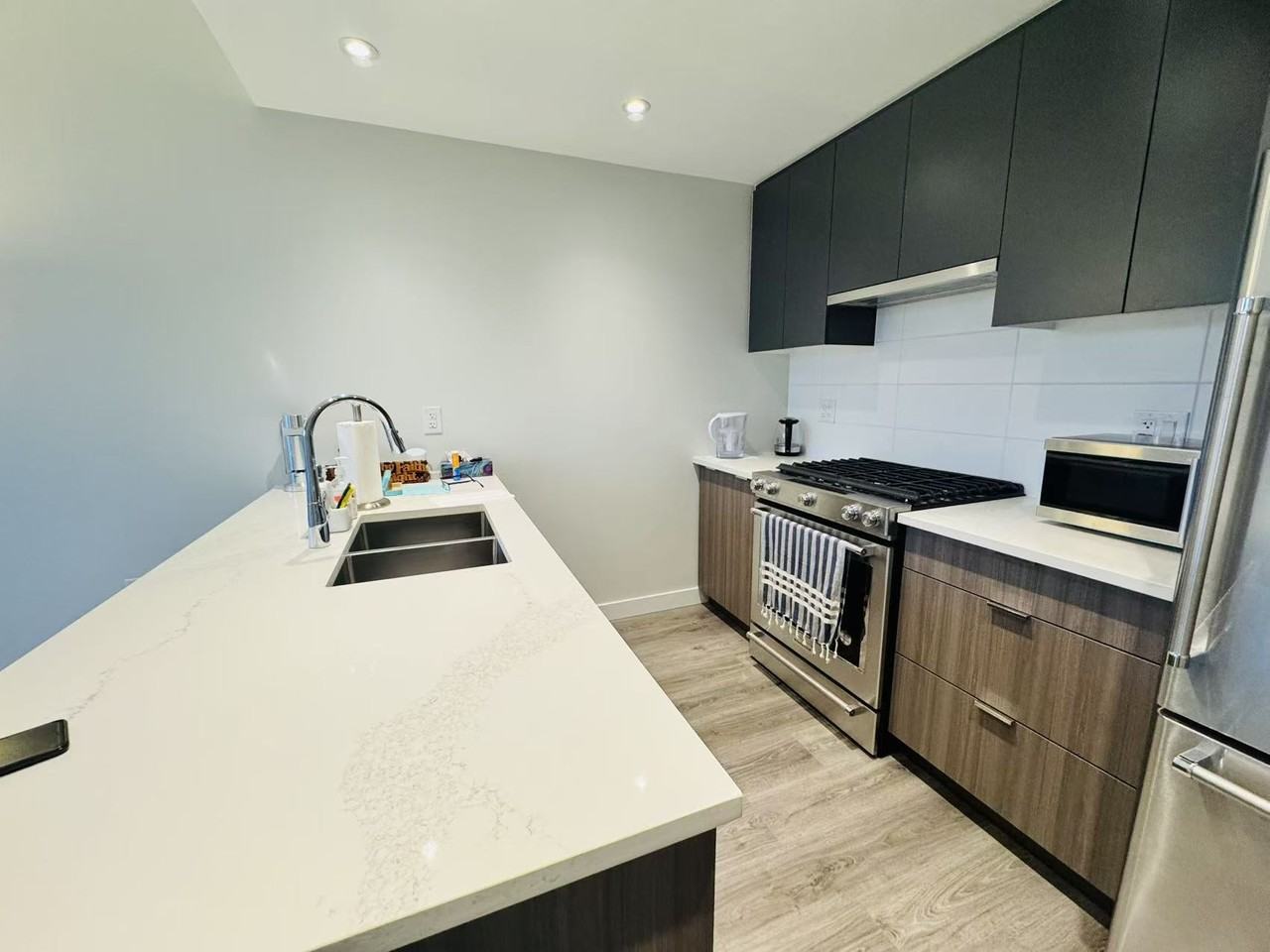 3430 East Kent Avenue South - Photo 3 of 20