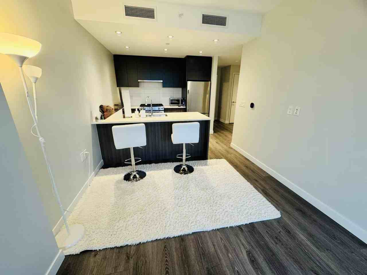 3430 East Kent Avenue South - Photo 4 of 20