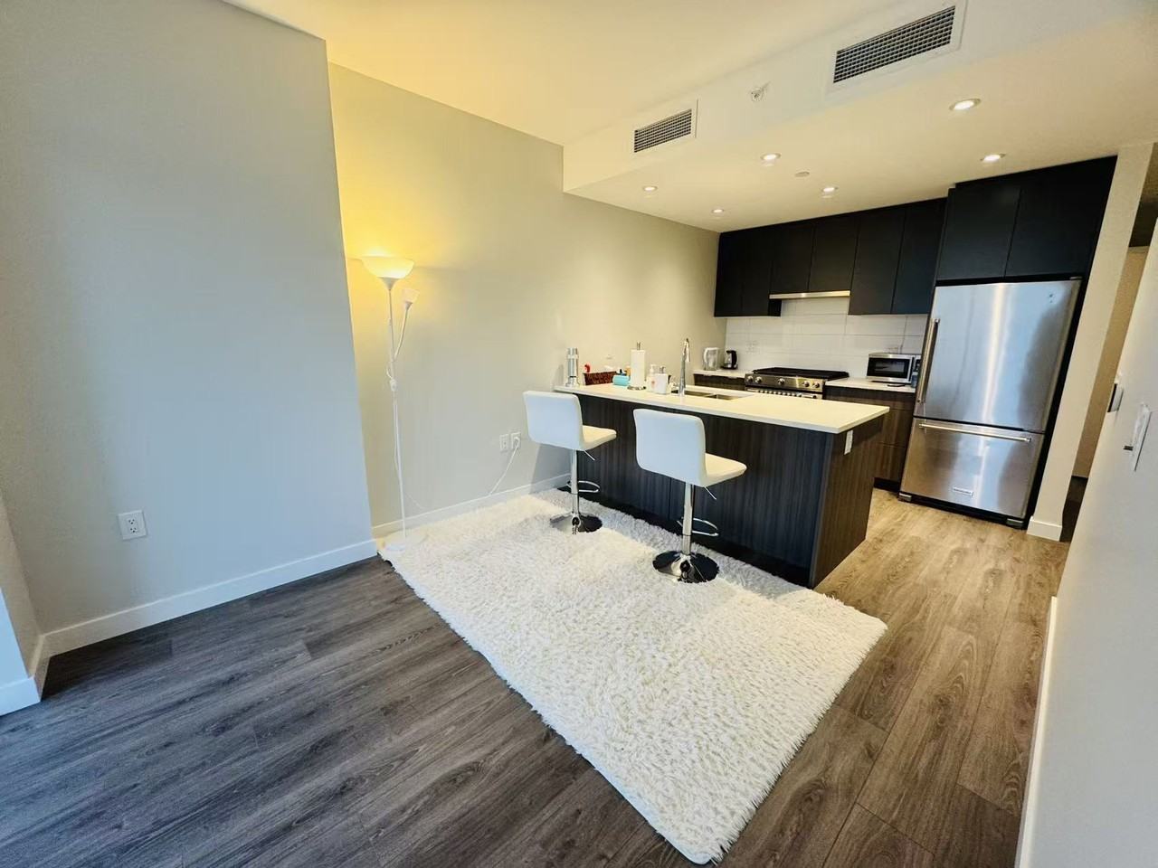 3430 East Kent Avenue South - Photo 5 of 20