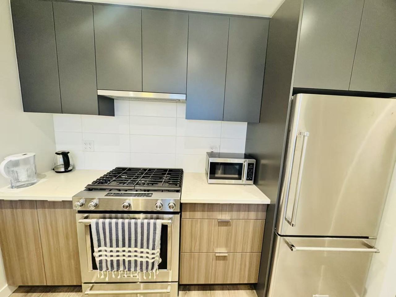 3430 East Kent Avenue South - Photo 2 of 20