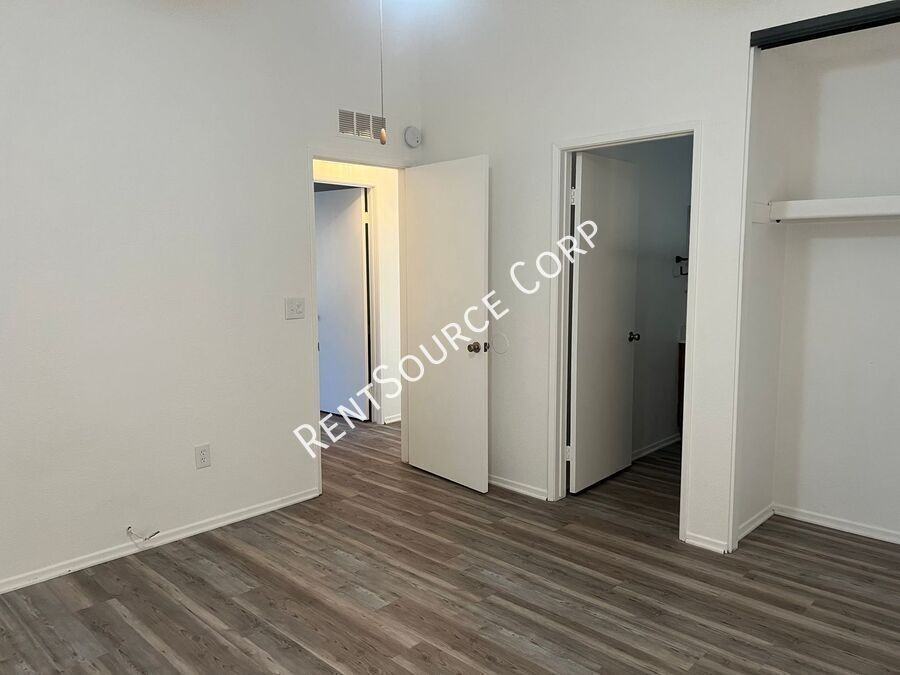 14229 Winchester Dr - Photo 6 of 17