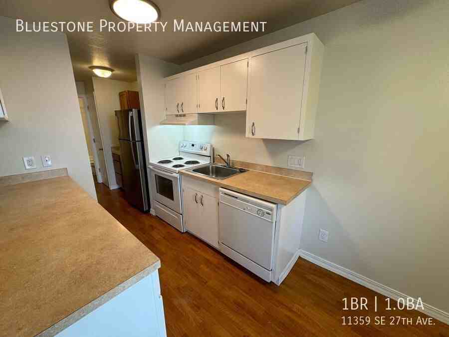 11359 Se 27th Ave - Photo 2 of 22