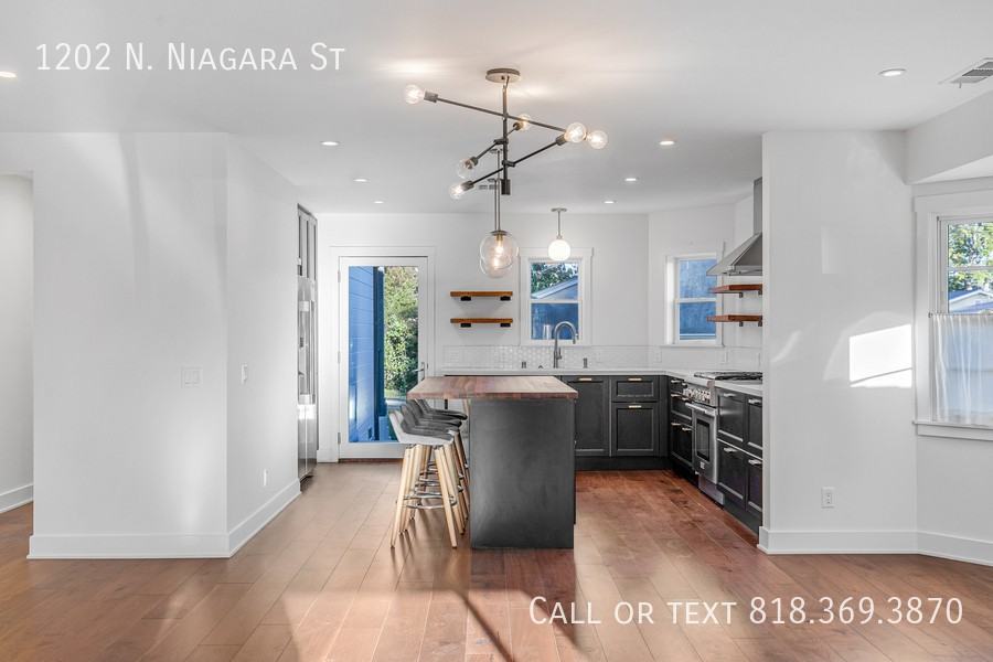 1202 N Niagara St - Photo 6 of 42