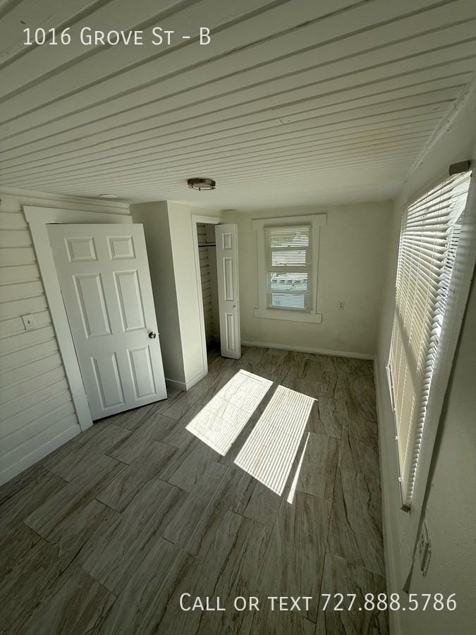 1016 Grove St #B - Photo 2 of 50