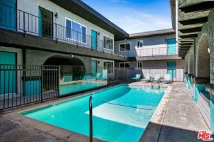 6640 Woodley Ave - Photo 1 of 1