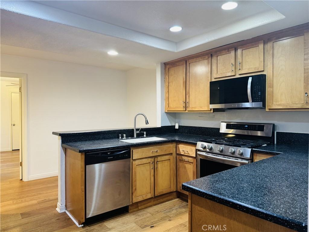 24521 Veronica Ct #24521 - Photo 3 of 30