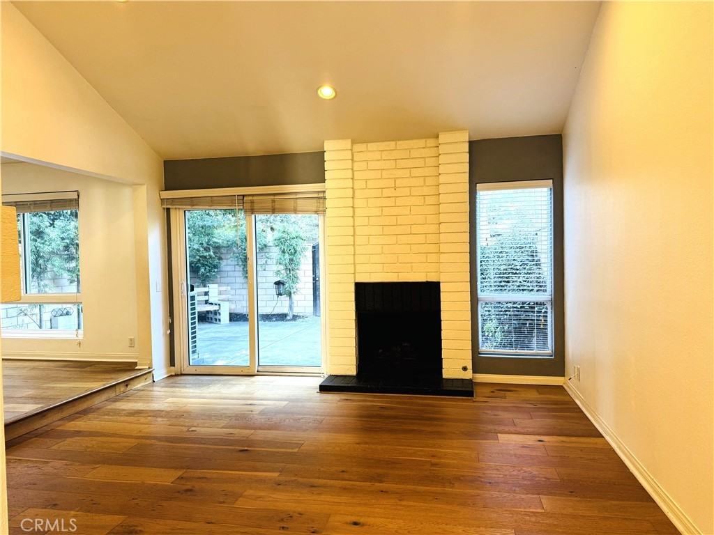 24521 Veronica Ct #24521 - Photo 7 of 30