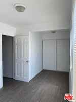 featured image of 2029 E 10th St #2029