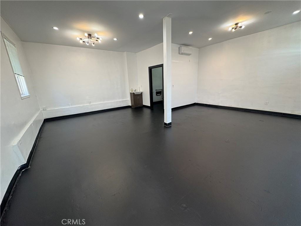 3012 E 7th St #3012 - Photo 7 of 12