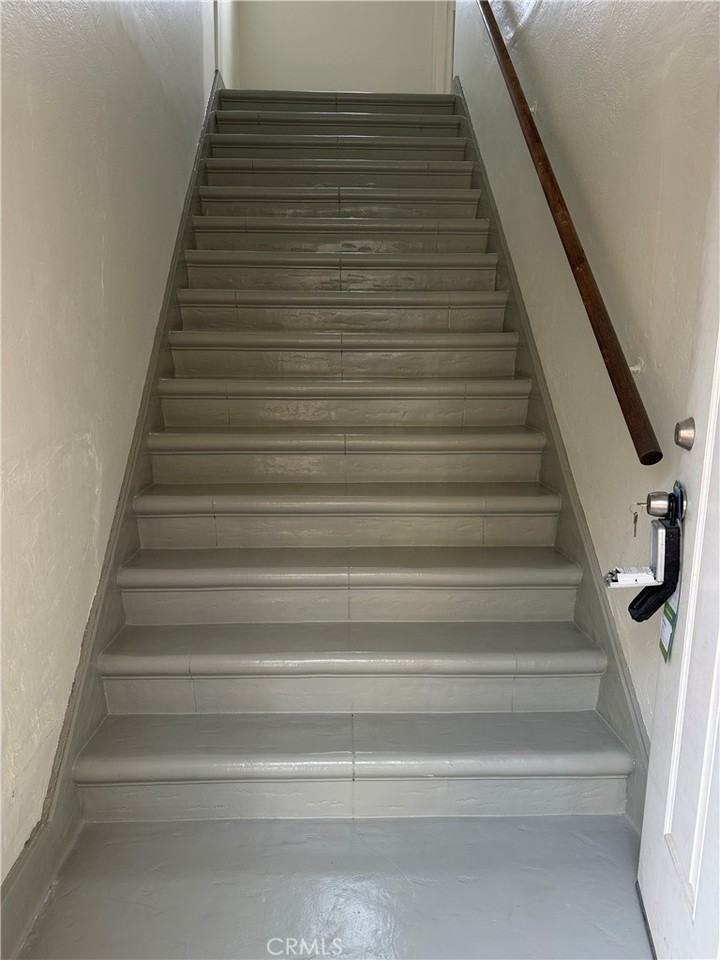 358 Magnolia Ave #358 - Photo 5 of 16