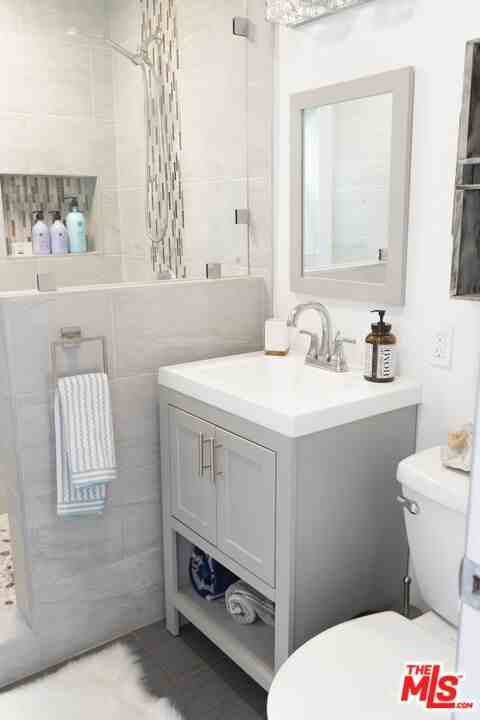 348 Laveta Ter #3481-2 - Photo 4 of 23