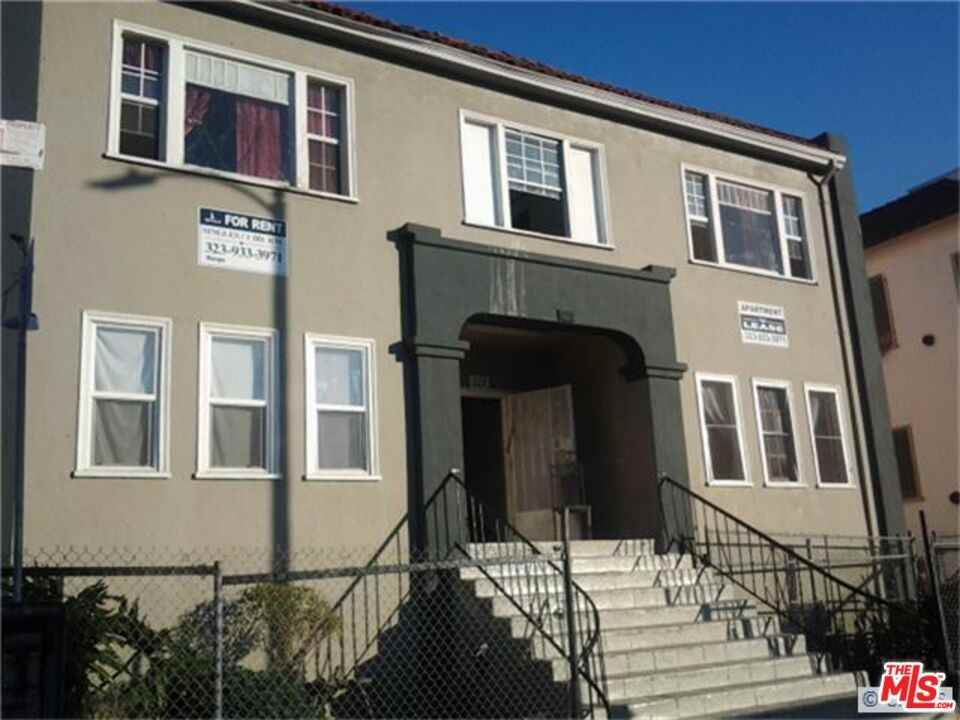 128 S Westmoreland Ave #128-1 - Photo 2 of 4