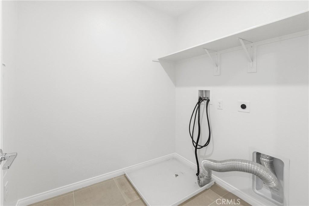 913 Helena Rdg #913 - Photo 5 of 38