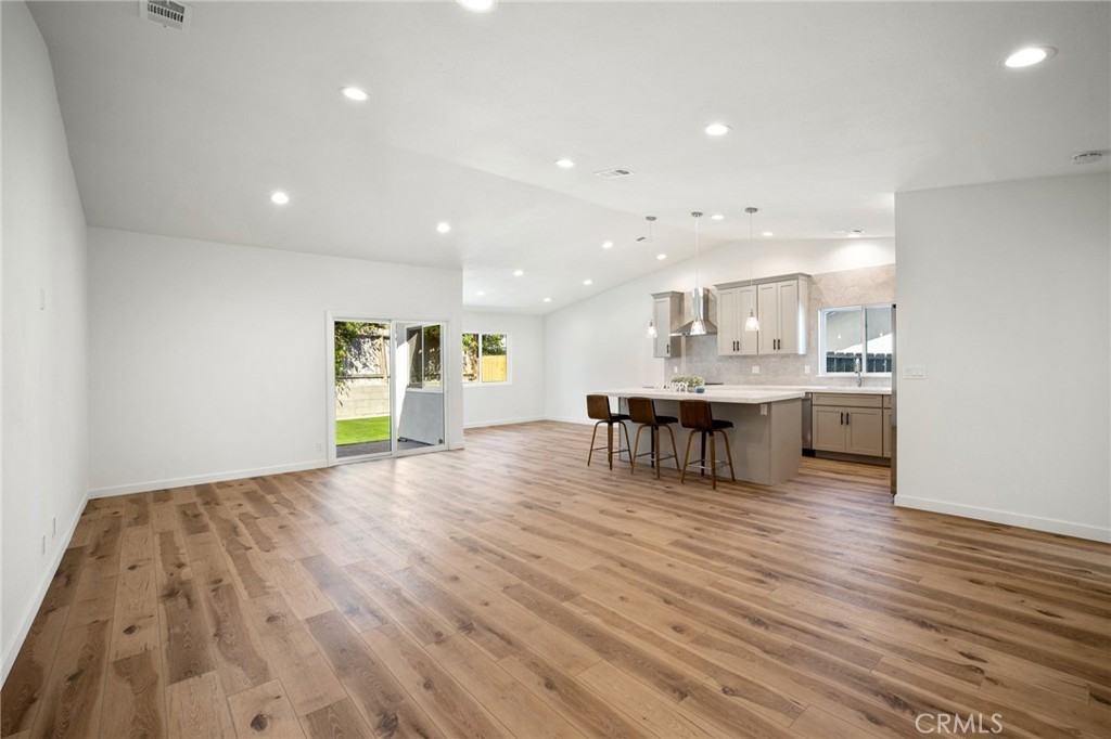 53475 Avenida Bermudas #53475 - Photo 2 of 33