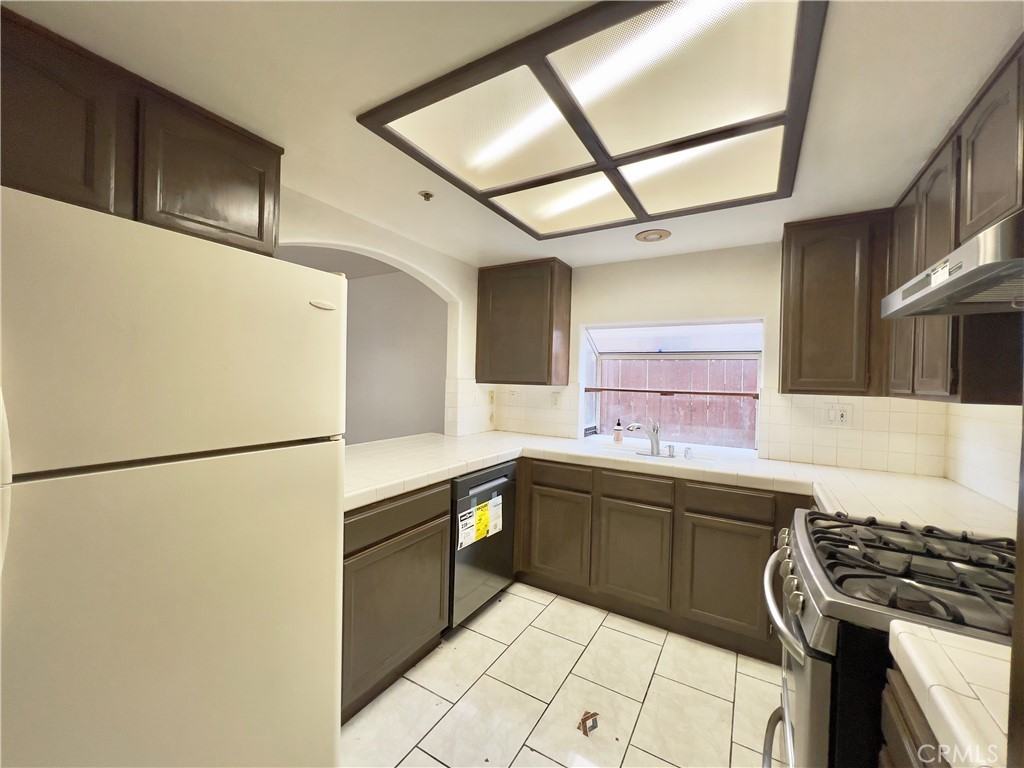 12143 Ferris Rd #12143 - Photo 7 of 41