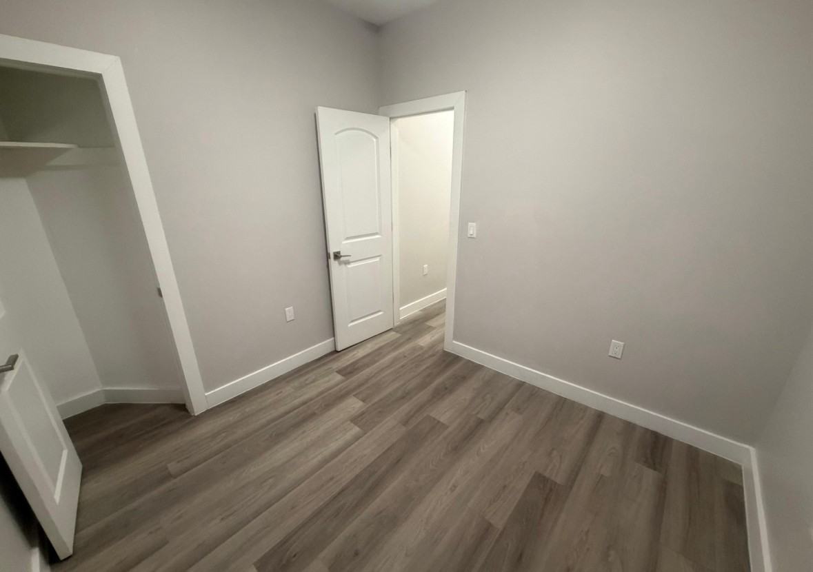 143 Lafayette St - Photo 6 of 9