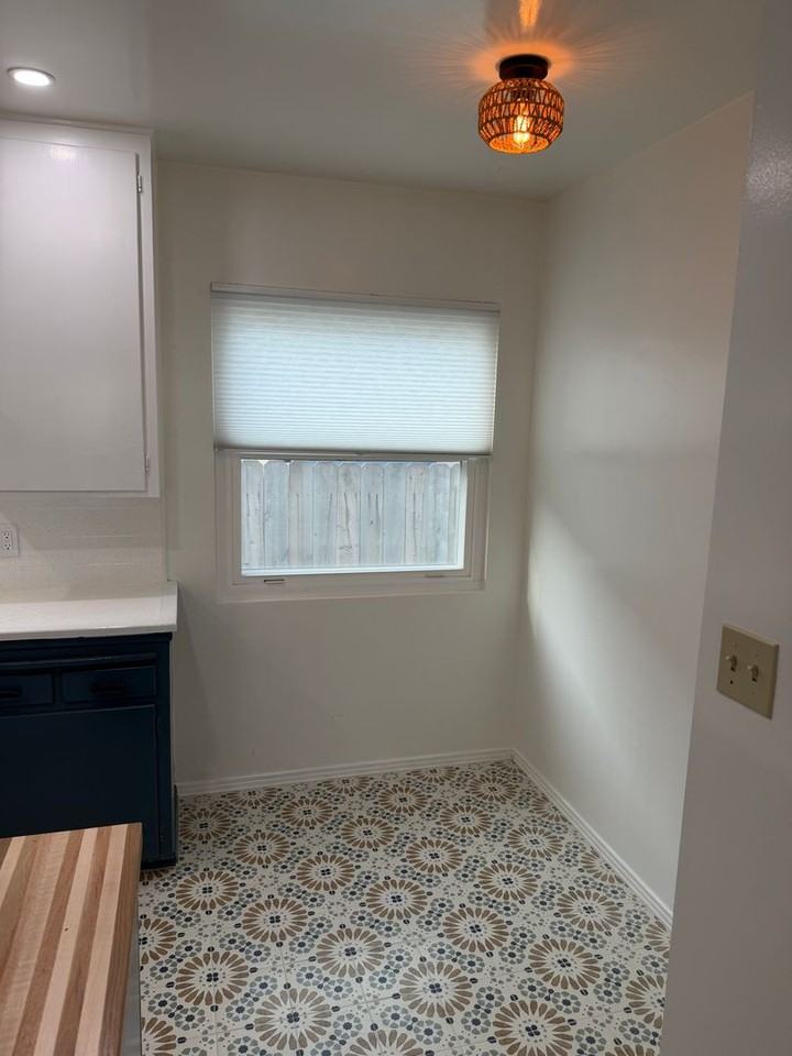 4566 Muir Ave - Photo 7 of 21