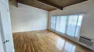 11032 Moorpark St #6 - Photo 1 of 1