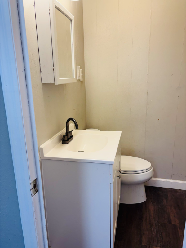 110 Hall Ct - Photo 4 of 9