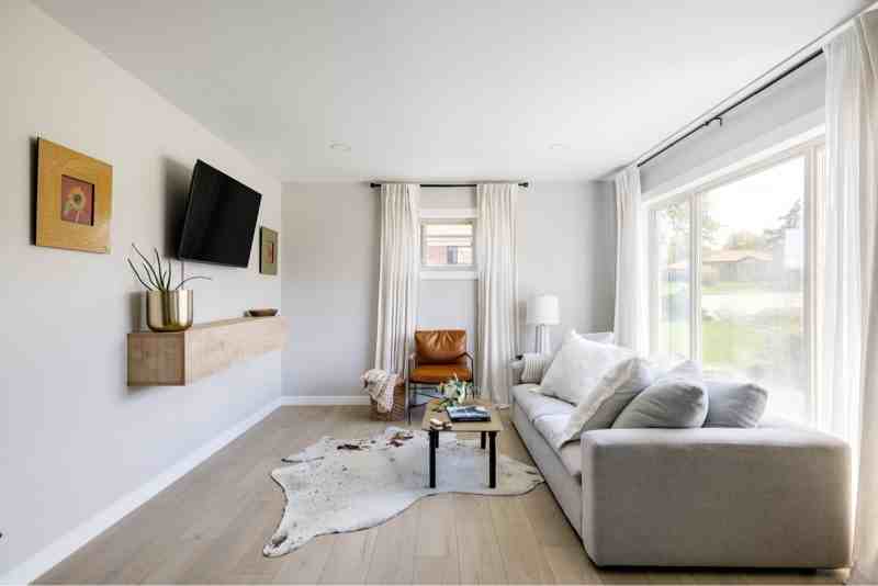 10516 Pearl St - Photo 2 of 13