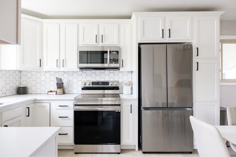 10516 Pearl St - Photo 3 of 13