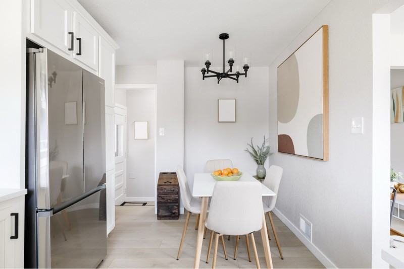 10516 Pearl St - Photo 4 of 13