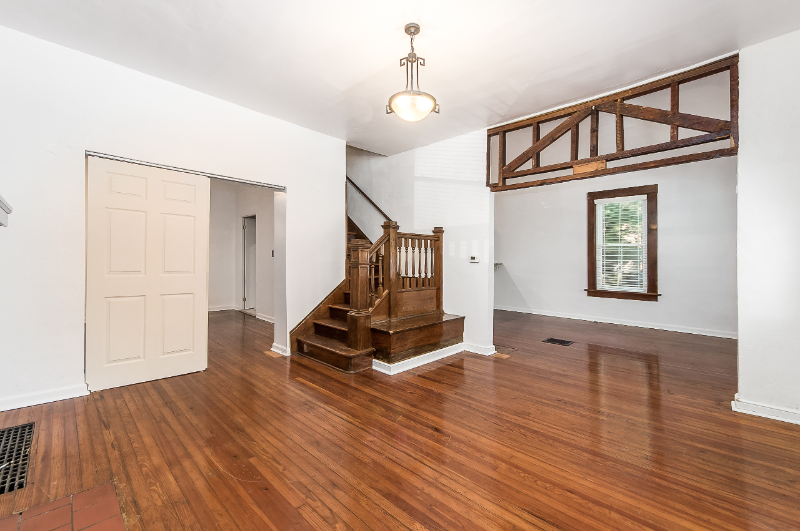 2469 Indiana Ave - Photo 3 of 13