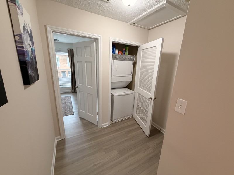 245 Winding River Drive Atlanta Ga #E - Photo 7 of 15