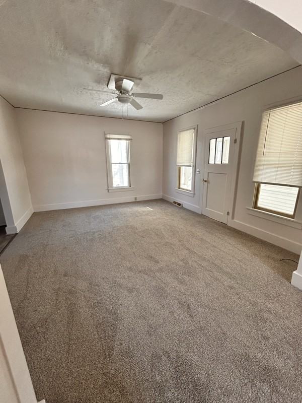 514 Van Buren St - Photo 5 of 13