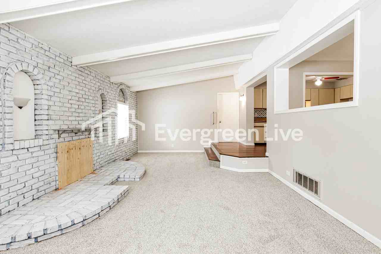 6 Deerhill Ln - Photo 6 of 16