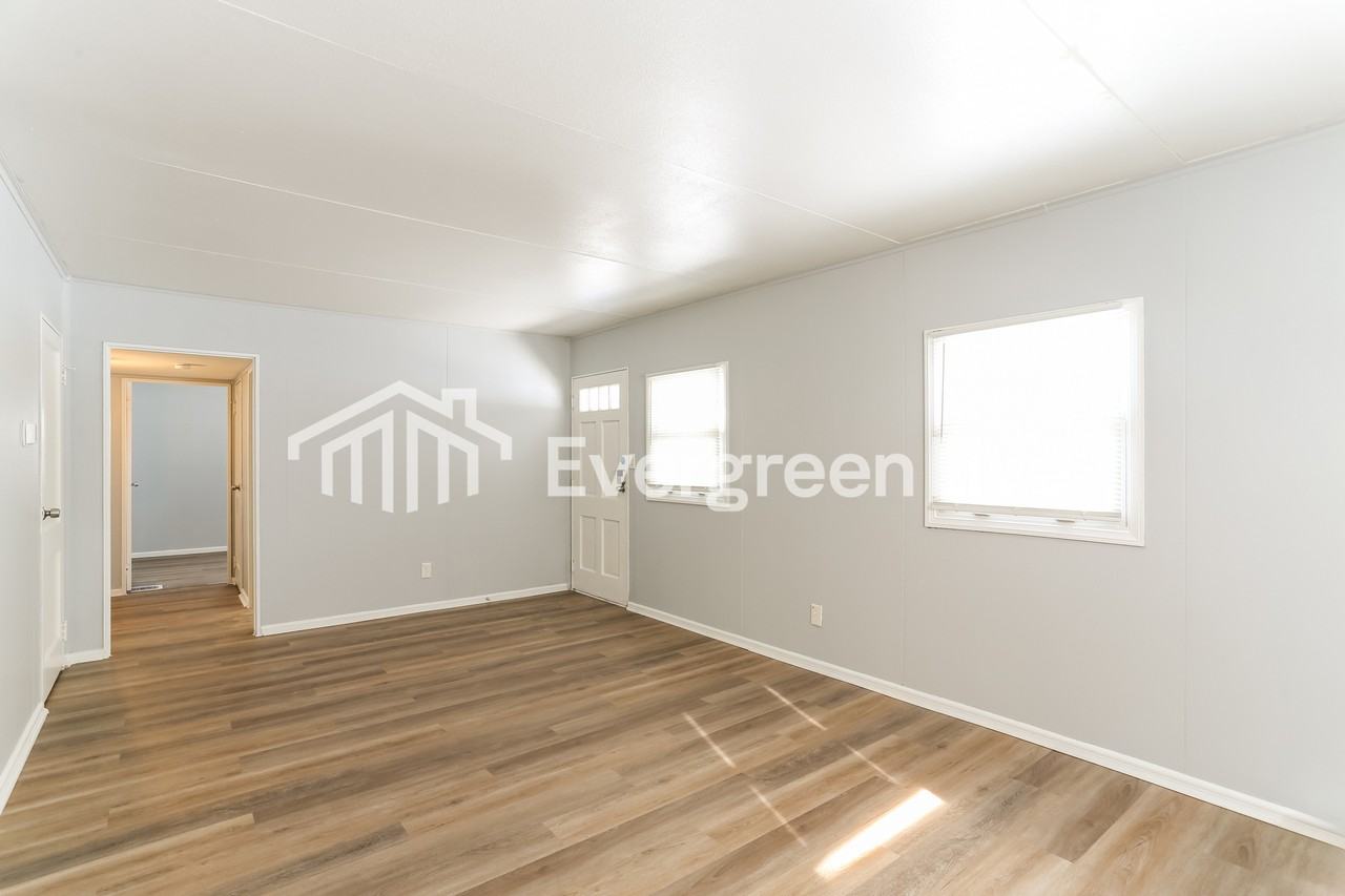 885 S Ashburton Rd - Photo 3 of 15