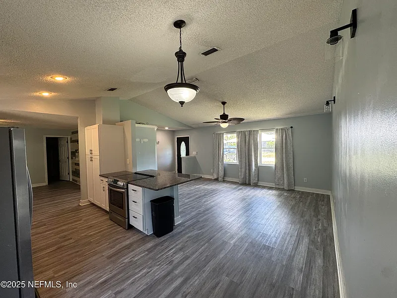 6070 Baltimore Ave - Photo 6 of 6