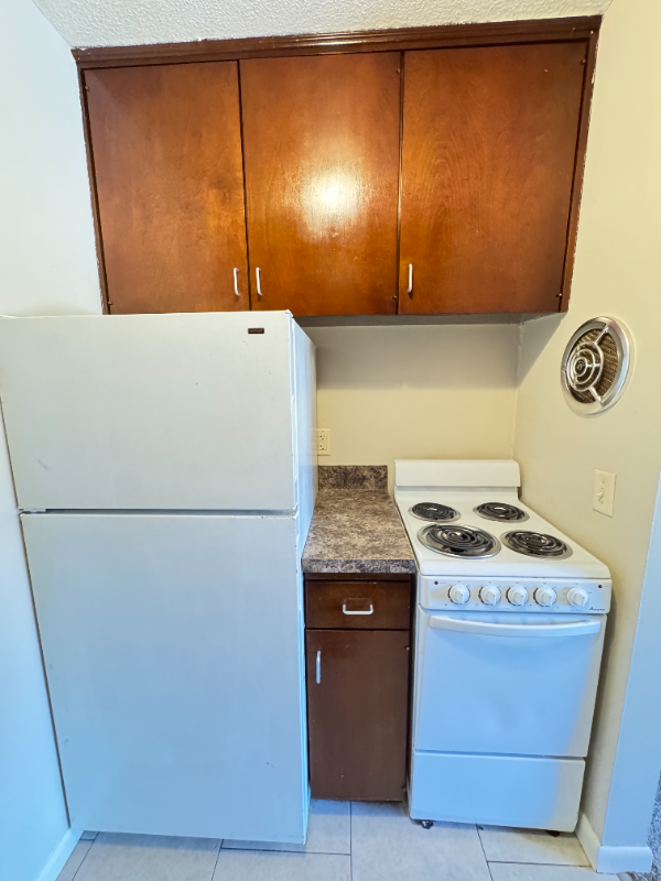 1810 E St #301 - Photo 3 of 8