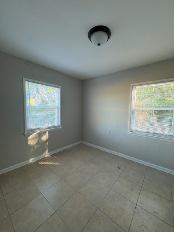 4020 N Scenic Hwy #101 - Photo 3 of 8