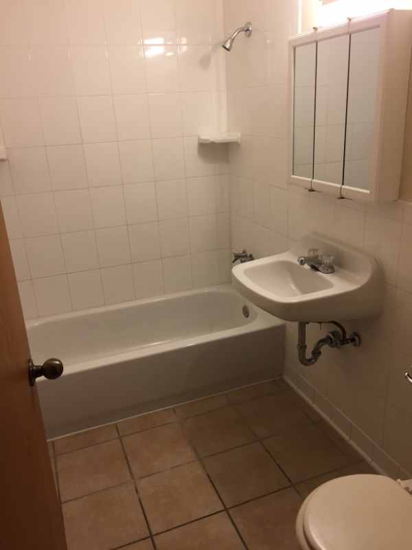 556 Jenks Ave #11 - Photo 6 of 8