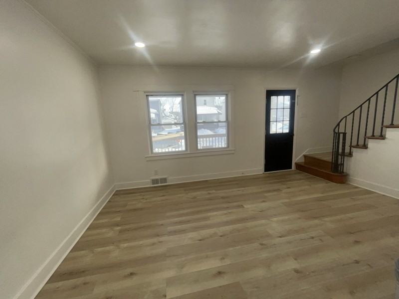 1706 Davidson St - Photo 7 of 20