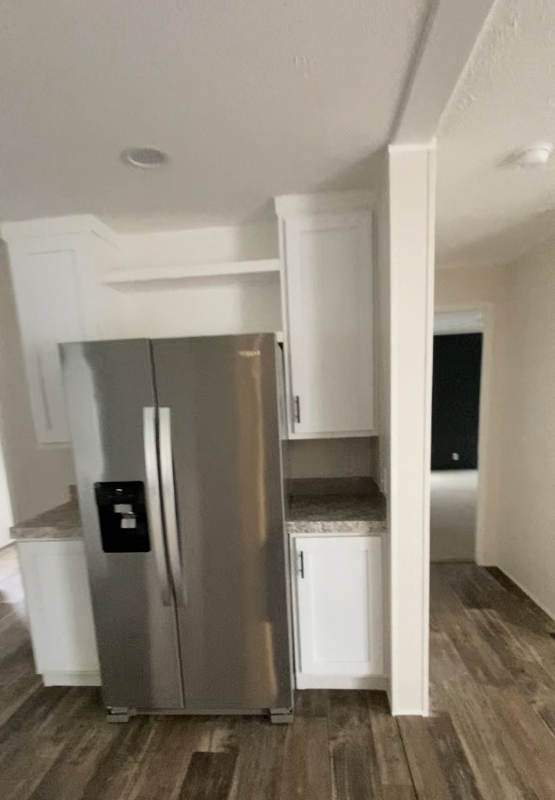 325 Robin Ln #2 - Photo 7 of 11